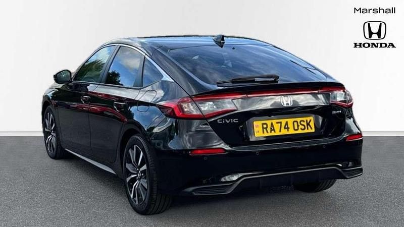 Used Honda Civic Elegance 143 HP (105 kW) 2025 Premium paint  crystal black Hatchback
