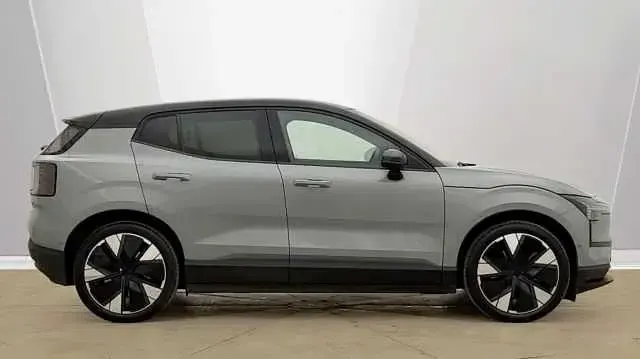 Second-hand Volvo EX30 Performance 310 kW (422 CP) 2025 SUV