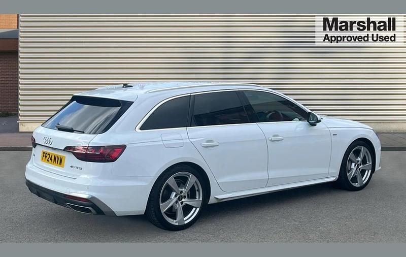 Used Audi A4 S-Line 204 HP (150 kW) 2024 White Estate