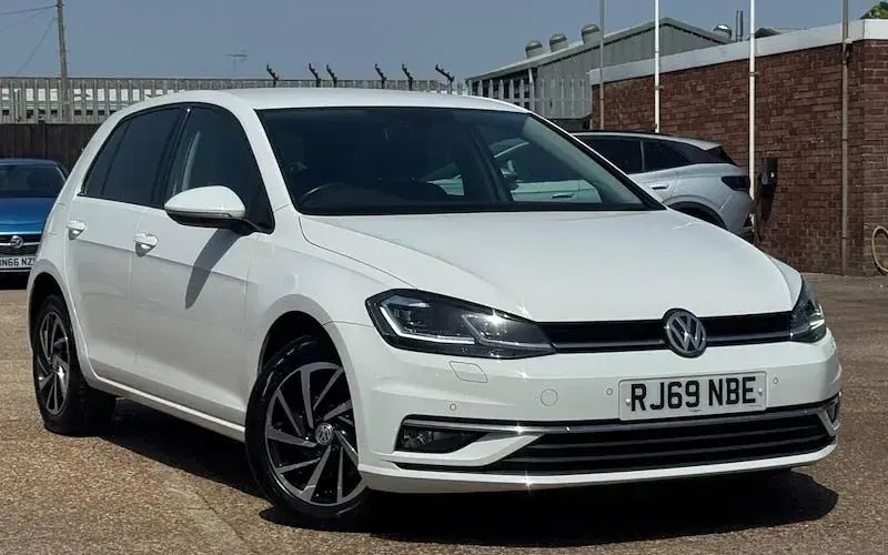 Used VW Golf VII Edition 116 HP (85 kW) 2020 Hatchback