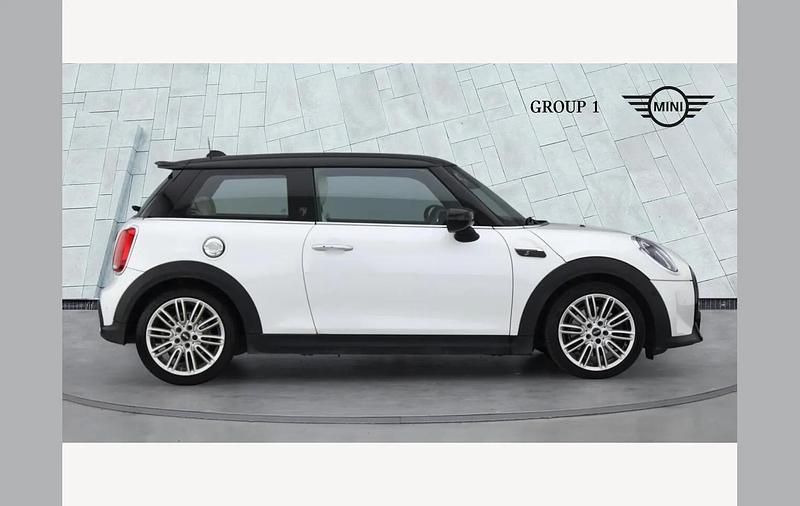 Used Mini Cooper S Exclusive 178 HP (130 kW) 2023 White Hatchback