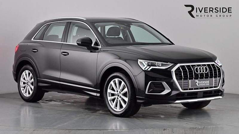 Used Audi Q3 Sport 150 HP (110 kW) 2021 Mythos black metallic SUV