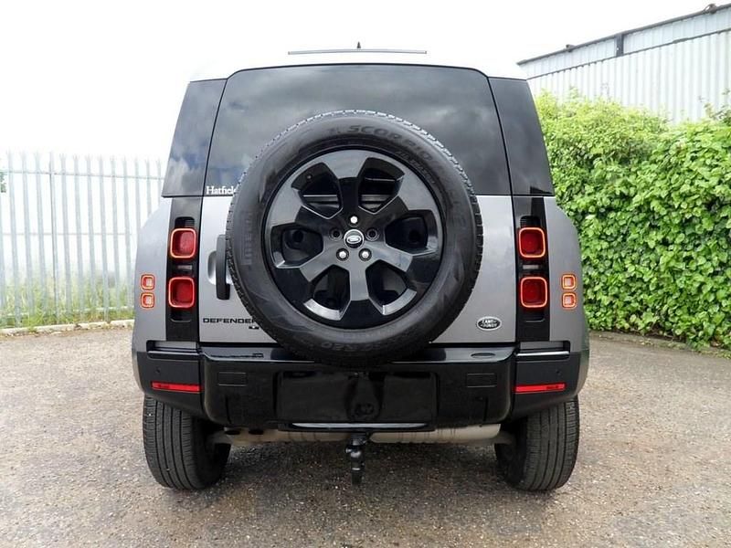 Used Land Rover Defender S 200 HP (147 kW) 2020 Grey SUV