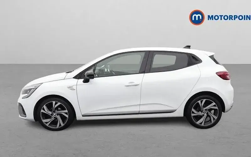 Used Renault Clio RS Line 90 HP (66 kW) 2023 White Hatchback