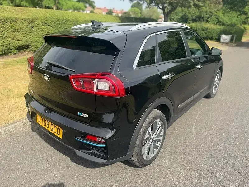 Used Kia Niro First Edition 150 kW (204 HP) 2019 Black SUV
