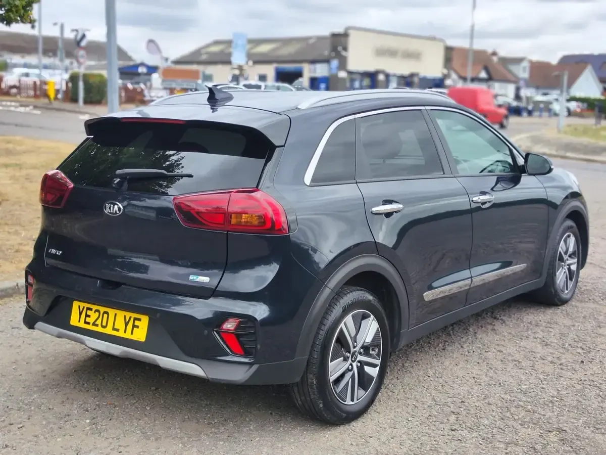 Used Kia Niro 141 HP (103 kW) 2020 Blue SUV