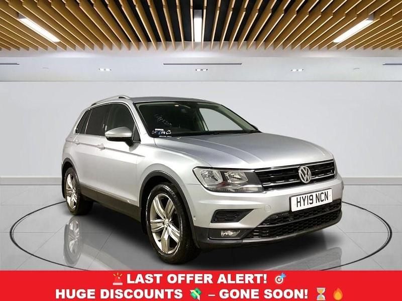 Silver Used 2019 VW Tiguan Match SUV | £11,799 (A bit pricey) - Image 1/4