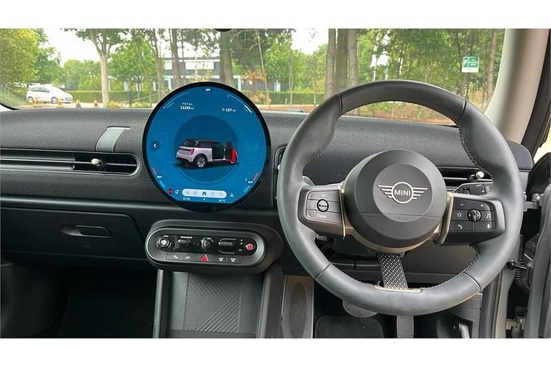 Used Mini Cooper Classic 156 HP (114 kW) 2024 Melting silver iii Hatchback