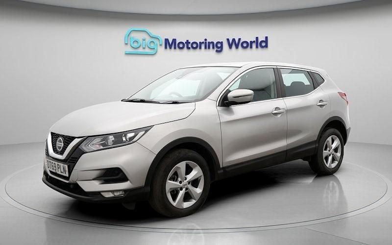 Used Nissan Qashqai Acenta Premium 160 HP (117 kW) 2020 Silver SUV