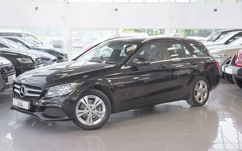 Used Mercedes C220 Executive 170 HP (125 kW) 2017 Estate