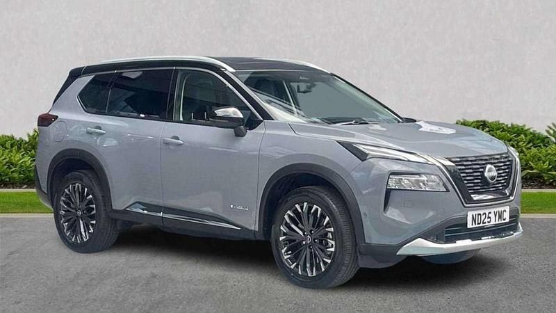 Grey Used 2025 Nissan X-Trail Tekna+ SUV | £38,698 - Image 1/4