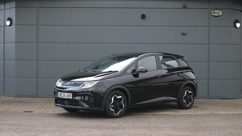 New BYD Dolphin Active 69 kW (95 HP) 2025 Black Hatchback