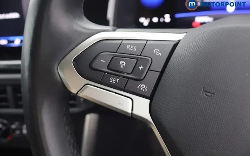 Used VW Polo Life 95 HP (69 kW) 2024 Silver Hatchback