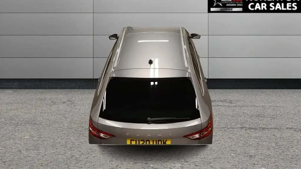 Used Skoda Superb SE Technology 218 HP (160 kW) 2020 Grey Estate