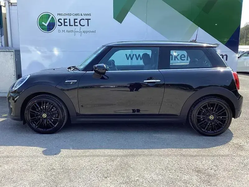 Usado Mini Cooper S Hatch 135 kW (184 HP) 2023 Preto Citadino