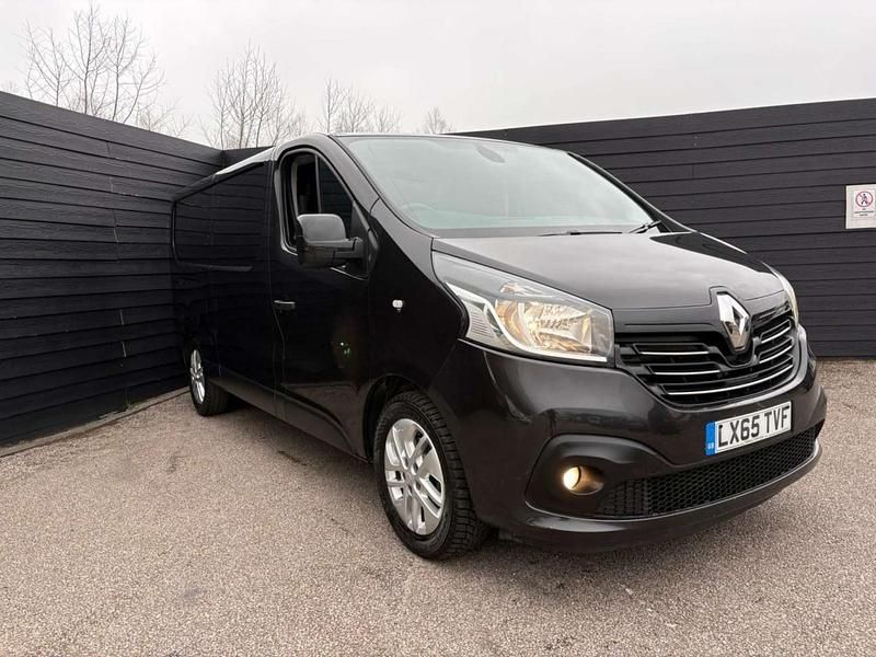Used Renault Trafic 2015 Black MPV
