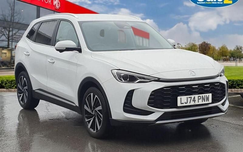 White New 2025 MG ZS Trophy Hatchback | £18,290 (Super price) - Image 1/4