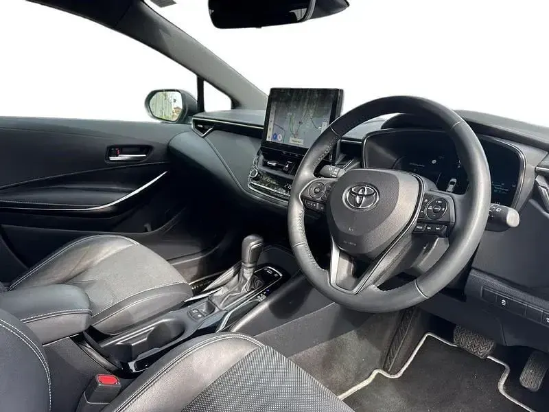 Usado Toyota Corolla 2023 Cinzento Citadino