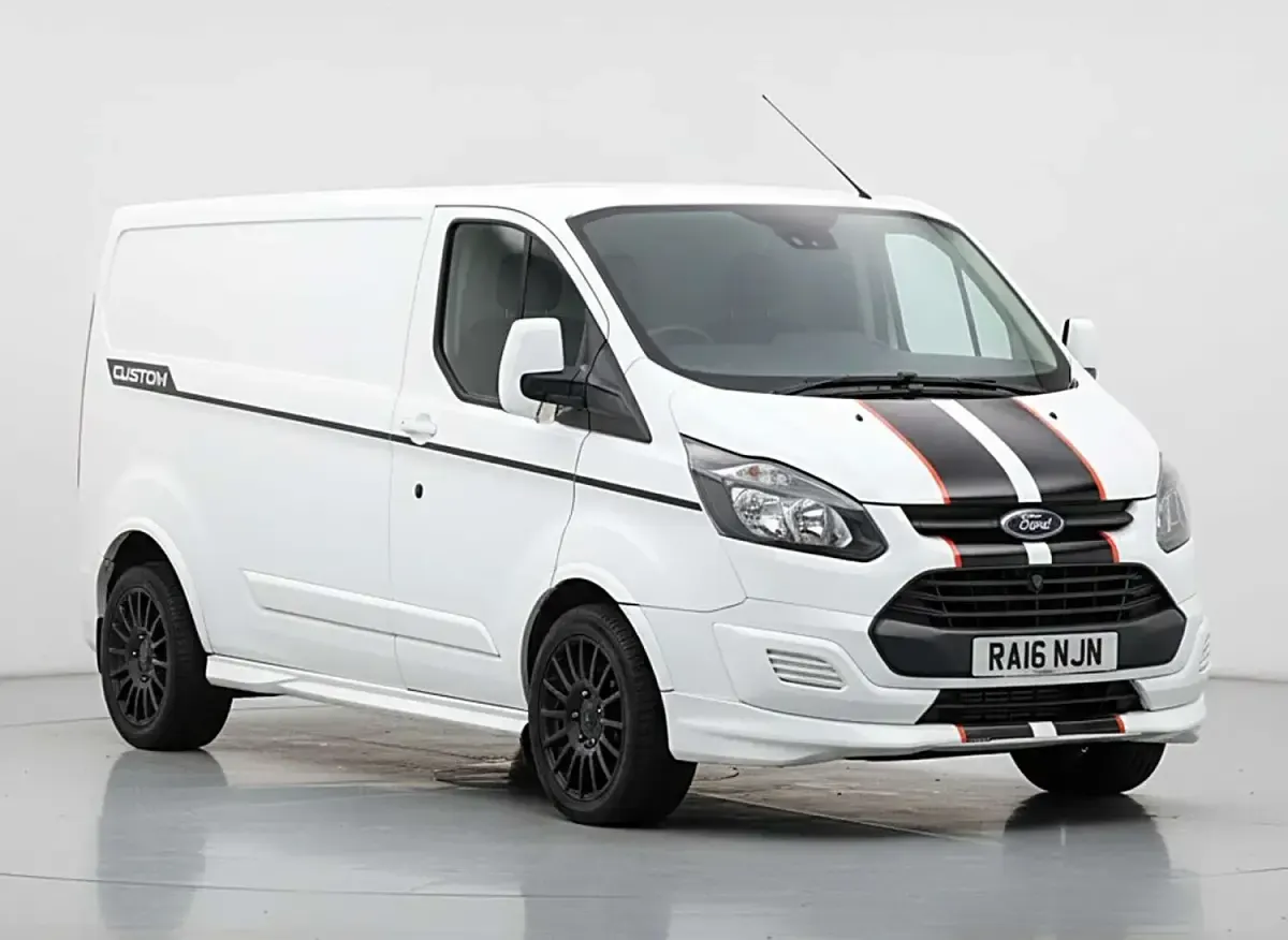 Used Ford Transit Custom 130 HP (95 kW) 2016 White Van