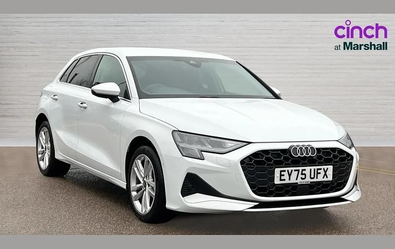 Used Audi A3 e-tron Sport 200 HP (147 kW) 2025 White Hatchback