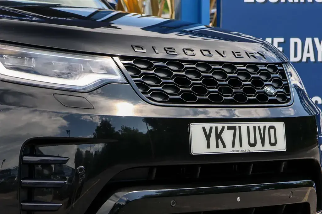 Used Land Rover Discovery HSE Dynamic 300 HP (220 kW) 2021 Black SUV