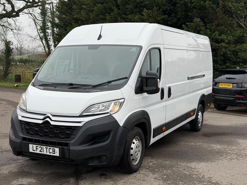Used Citroën Relay 140 HP (102 kW) 2021 White Van