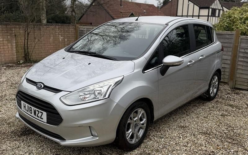 Usado Ford B-MAX Zetec 101 HP (74 kW) 2017 Monovolume