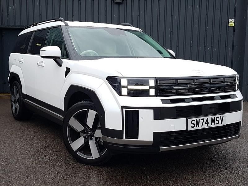 White New 2025 Hyundai Santa Fe Ultimate SUV | £47,998 (Fair price) - Image 1/4