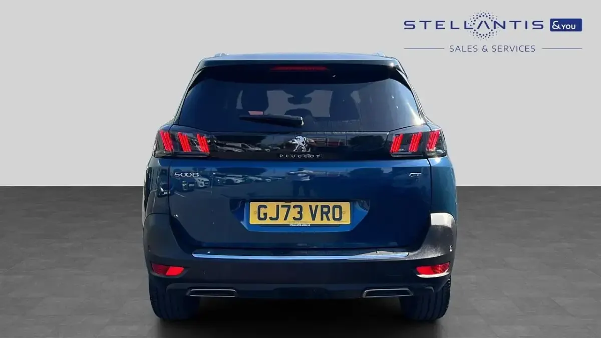 Used Peugeot 5008 GT 129 HP (94 kW) 2023 Blue SUV