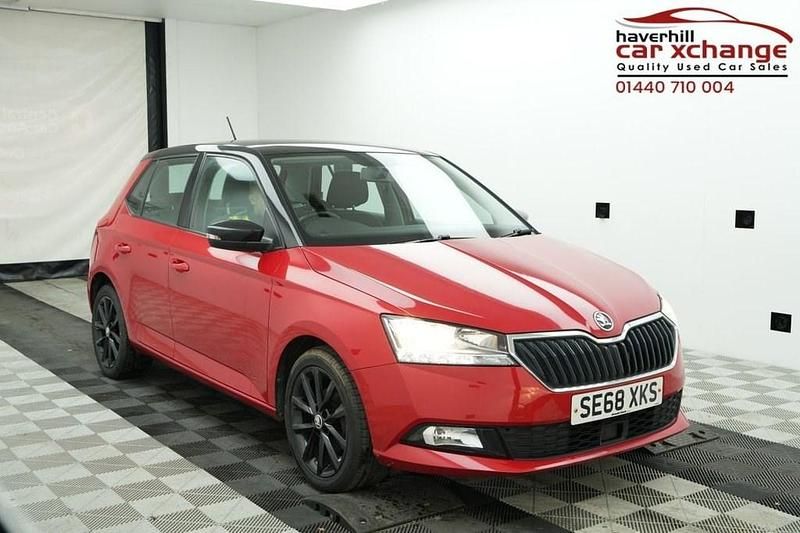 Used Skoda Fabia Colour Edition 75 HP (55 kW) 2019 Red Hatchback