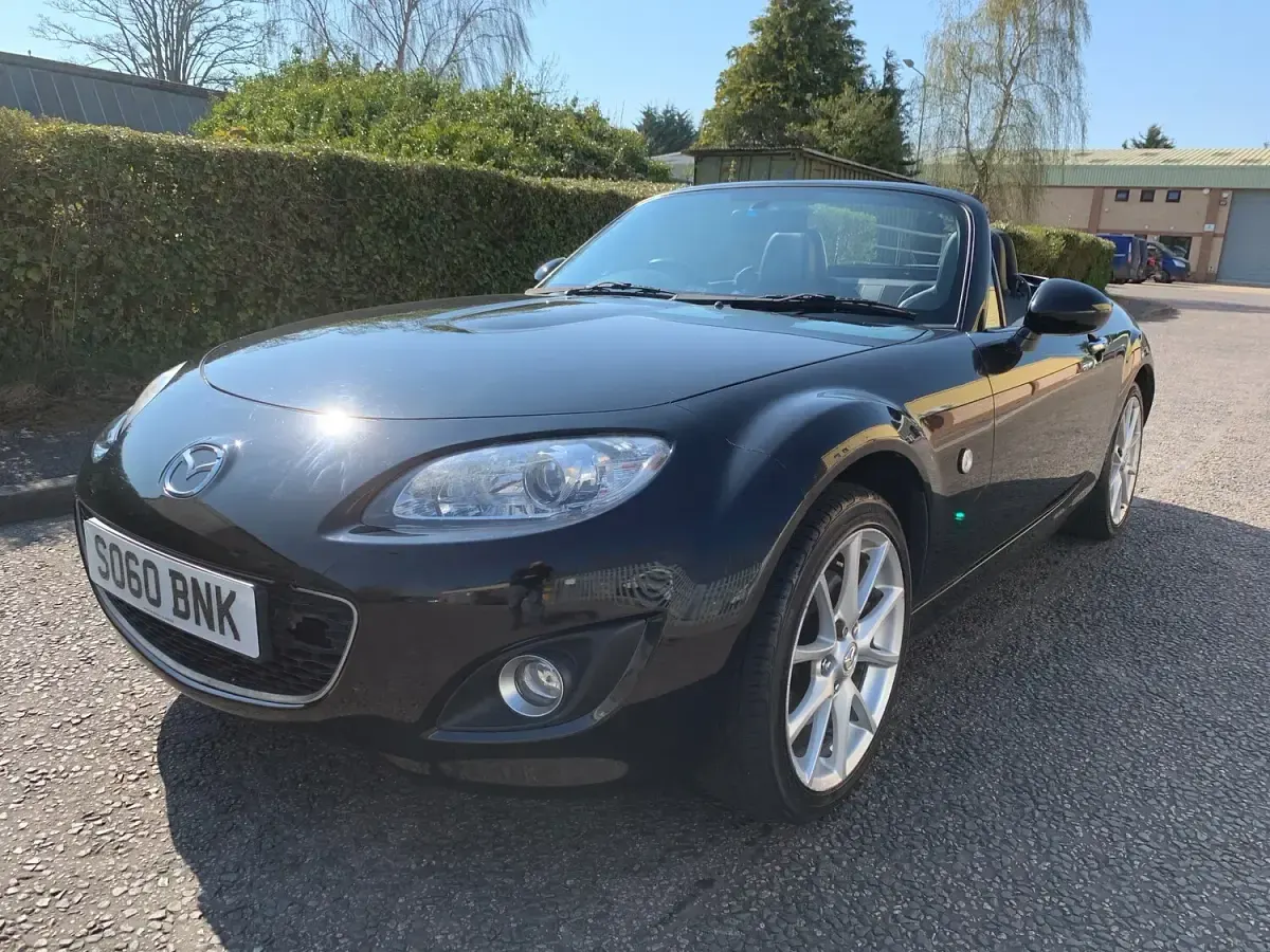 Used Mazda MX5 Inclusive 160 HP (117 kW) 2011 Black Cabriolet
