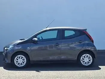 Used Toyota Aygo X-play 72 HP (52 kW) 2022 Grey Hatchback