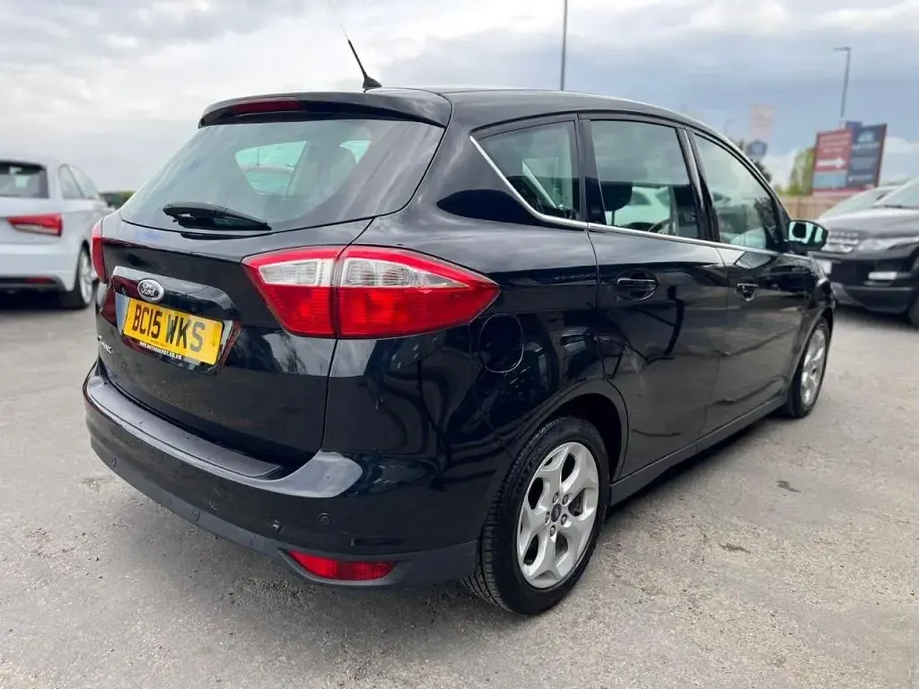 Używany Ford C-MAX Zetec 2015 Czarny Minivan