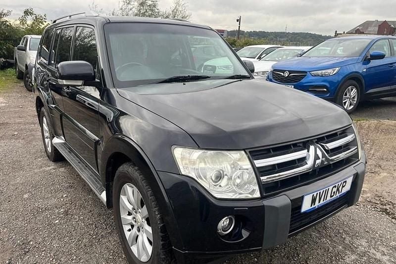 Black Used 2011 Mitsubishi Shogun Elegance SUV | £9,199 (Super price) - Image 1/1