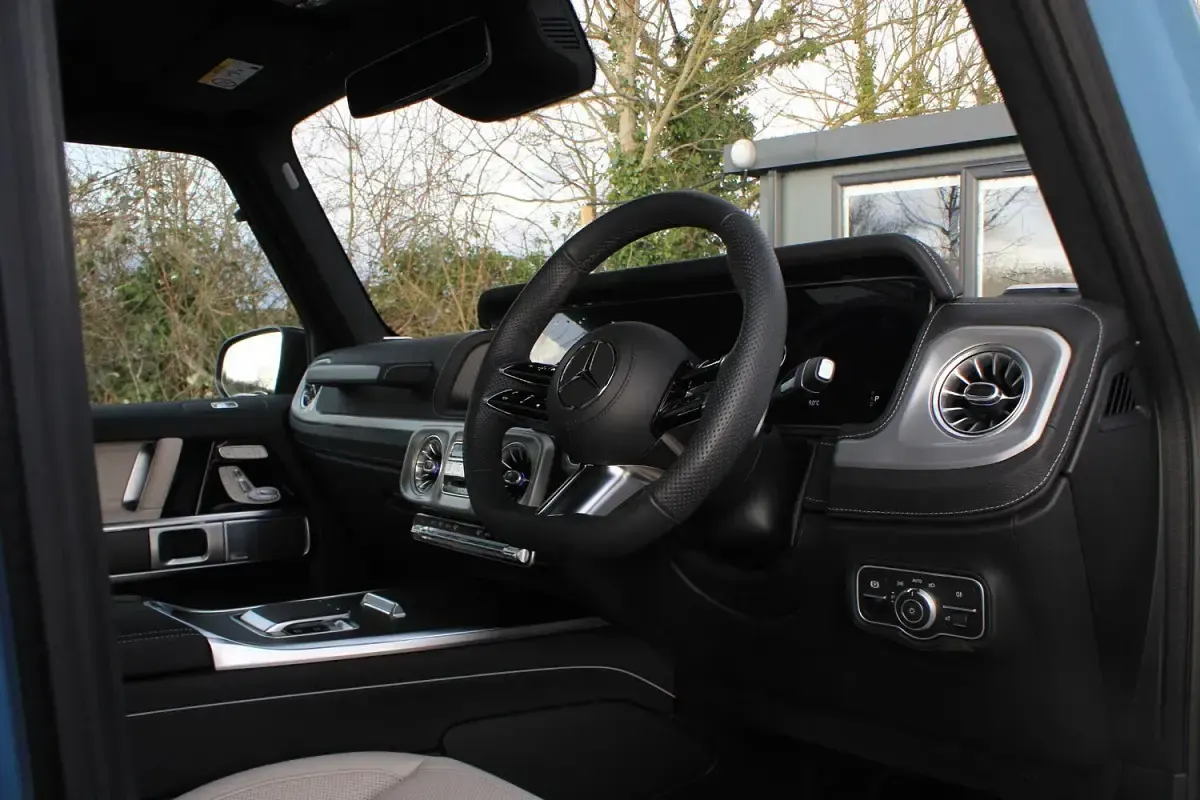 Uusi Mercedes G450 AMG Line Premium Plus 2025 Sininen Katumaasturi