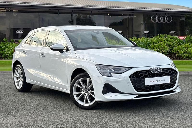 Used Audi A3 Sport 116 HP (85 kW) 2025 White Hatchback