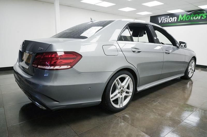 Used Mercedes E250 AMG line 204 HP (150 kW) 2015 Silver Sedan
