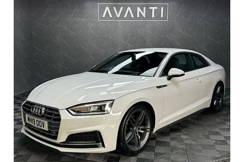 Used Audi A5 S-Line 150 HP (110 kW) 2019 White Coupe