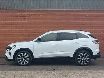 Used Renault Austral Techno 200 HP (147 kW) 2025 White SUV