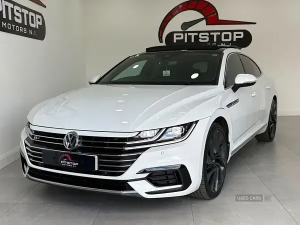 Used VW Arteon R-line 190 HP (139 kW) 2018 White Hatchback