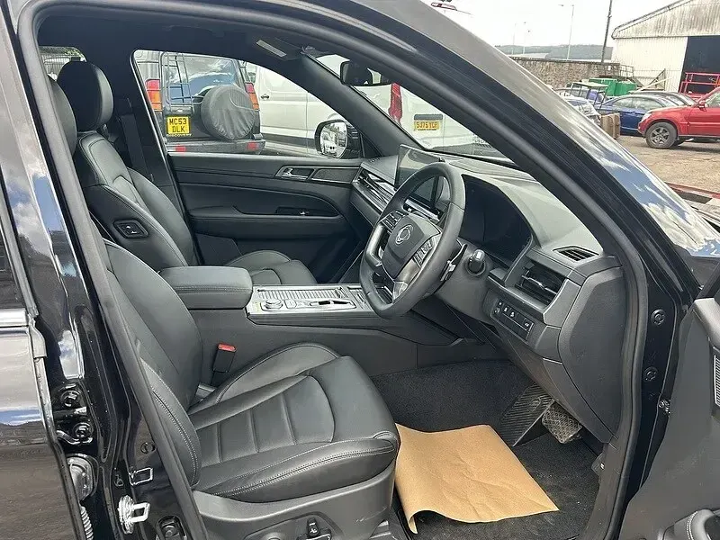 New KGM Rexton 202 HP (148 kW) 2026 Black SUV