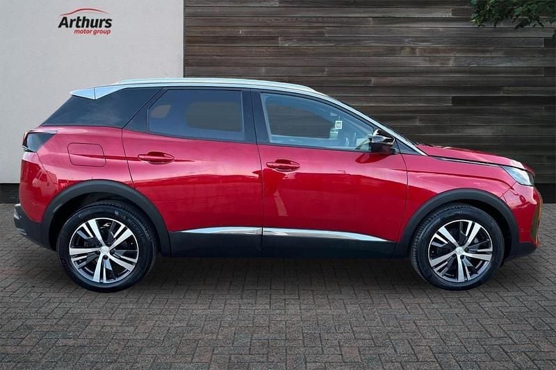 Used Peugeot 3008 Allure+ 131 HP (96 kW) 2023 Red SUV