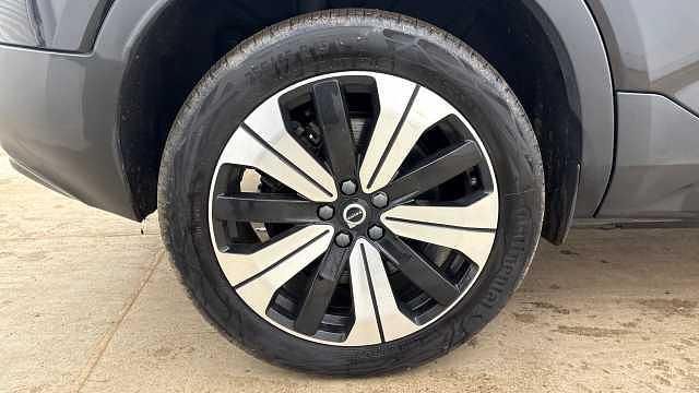 Used Volvo XC40 Core 169 kW (231 HP) 2023 SUV