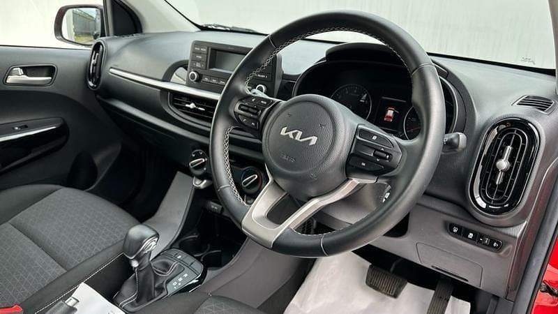 Used Kia Picanto 66 HP (48 kW) 2021 Red Hatchback