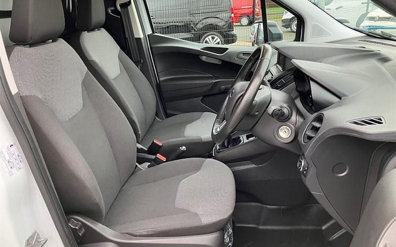 Used Ford Transit 101 HP (74 kW) 2023 Van