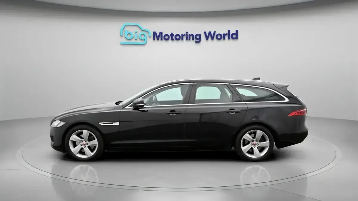 Second-hand Jaguar XF Portfolio 2019 Negru Break