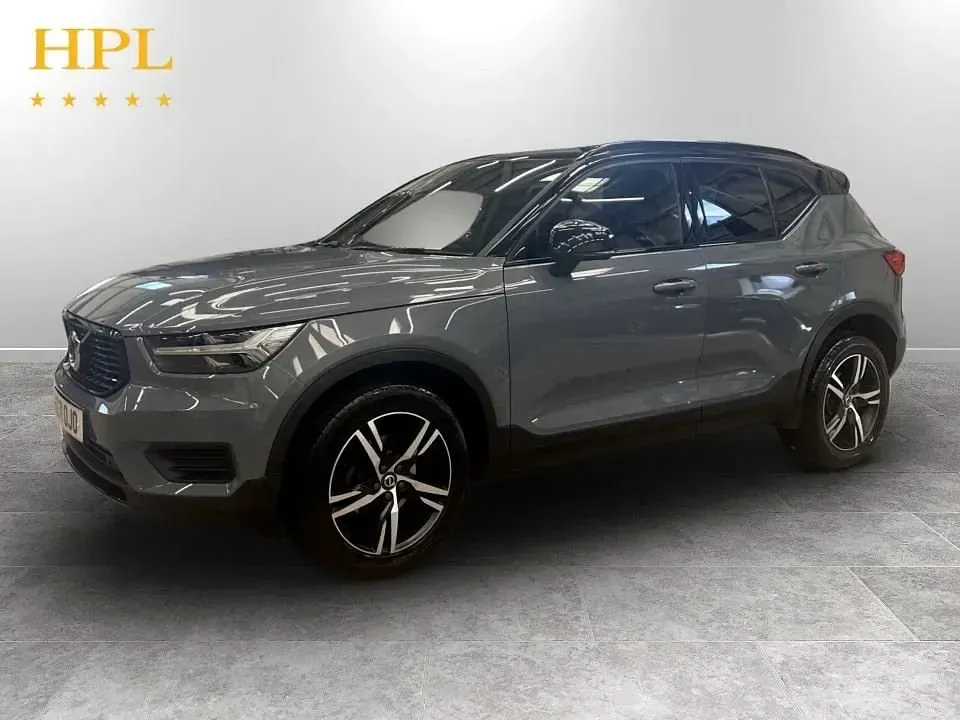 Usado Volvo XC40 R-Design 163 HP (119 kW) 2021 Cinzento SUV