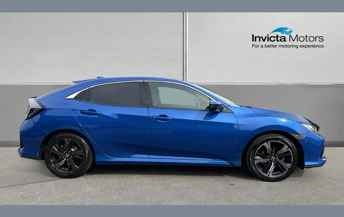 Used Honda Civic EX 127 HP (93 kW) 2019 Brilliant sporty blue metallic Hatchback