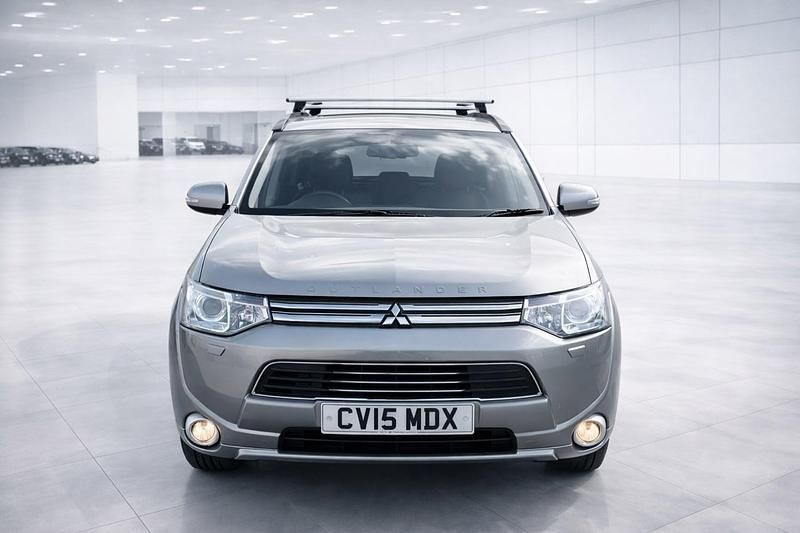 Used Mitsubishi Outlander P-HEV 2015 Grey Estate