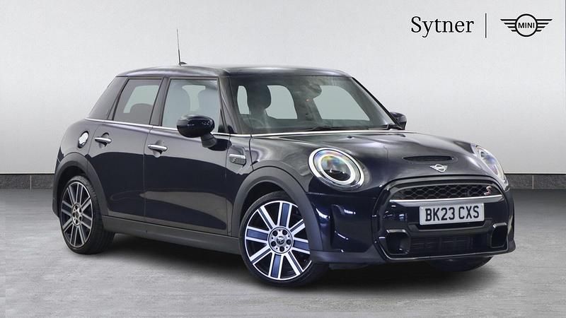 Used Mini Cooper S Exclusive 176 HP (129 kW) 2023 Black Hatchback